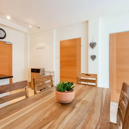 Zwieselstein Near Slopes, Cleaning Included Apartamento